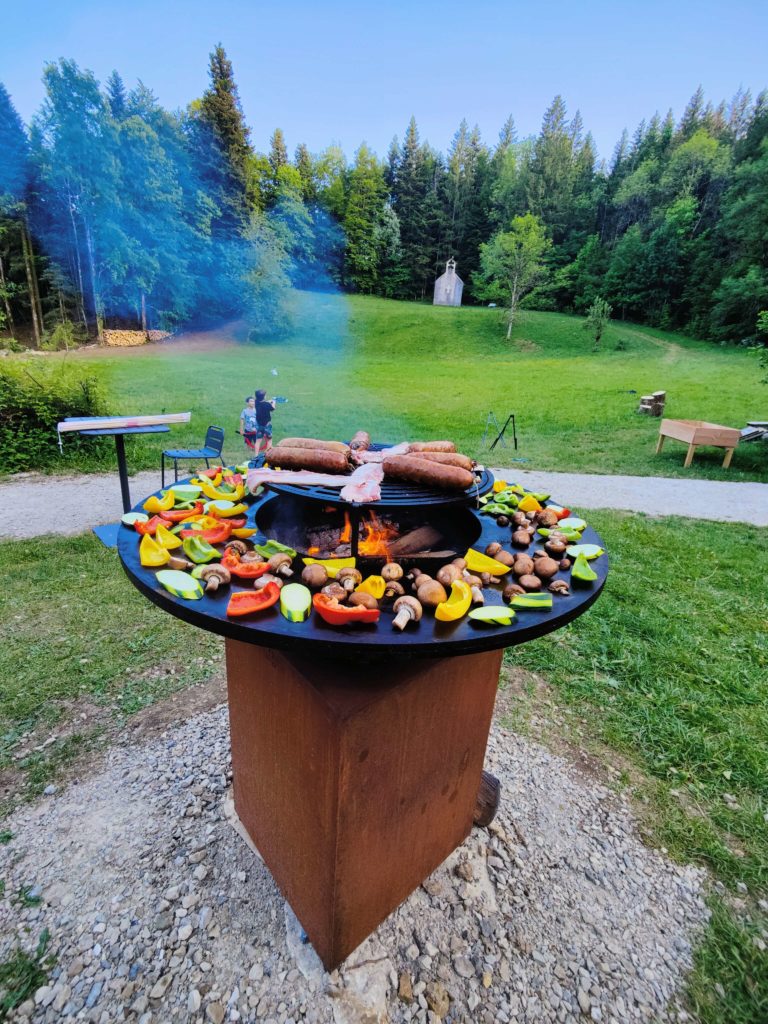 brasero allumé Jura gite